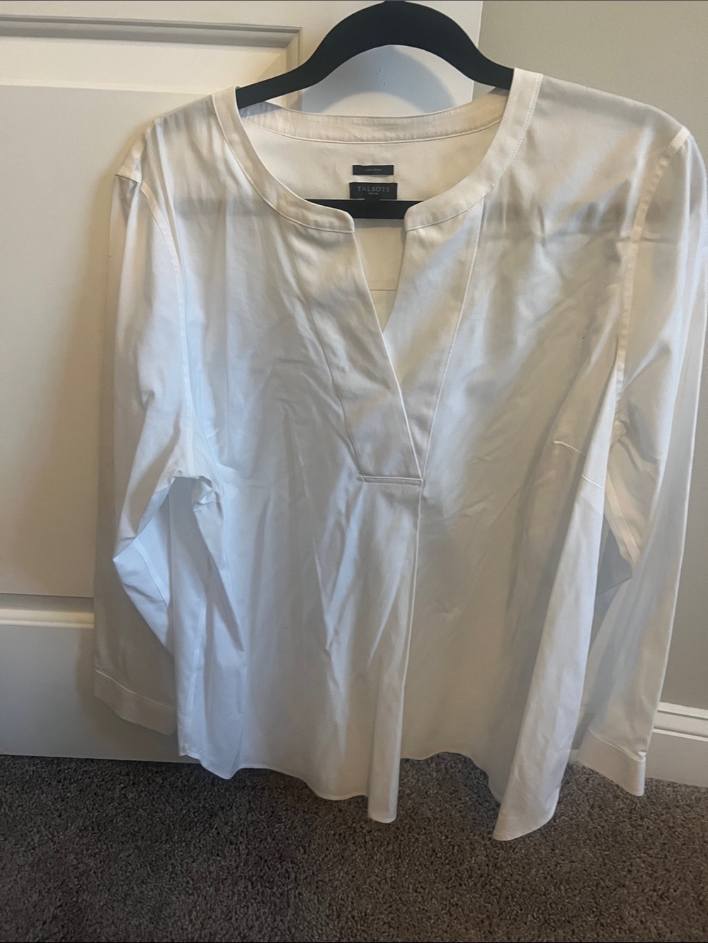 Talbots White Split-Neck Long Sleeve Blouse xL
